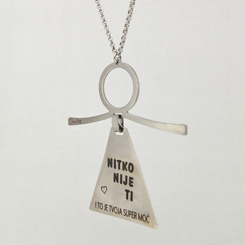Dixica + Nitko nije ti