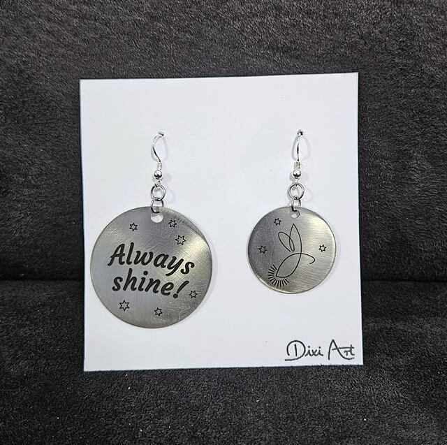 Dixi Art - poklon osobi koja voli krijesnice, personalizirane naušnice